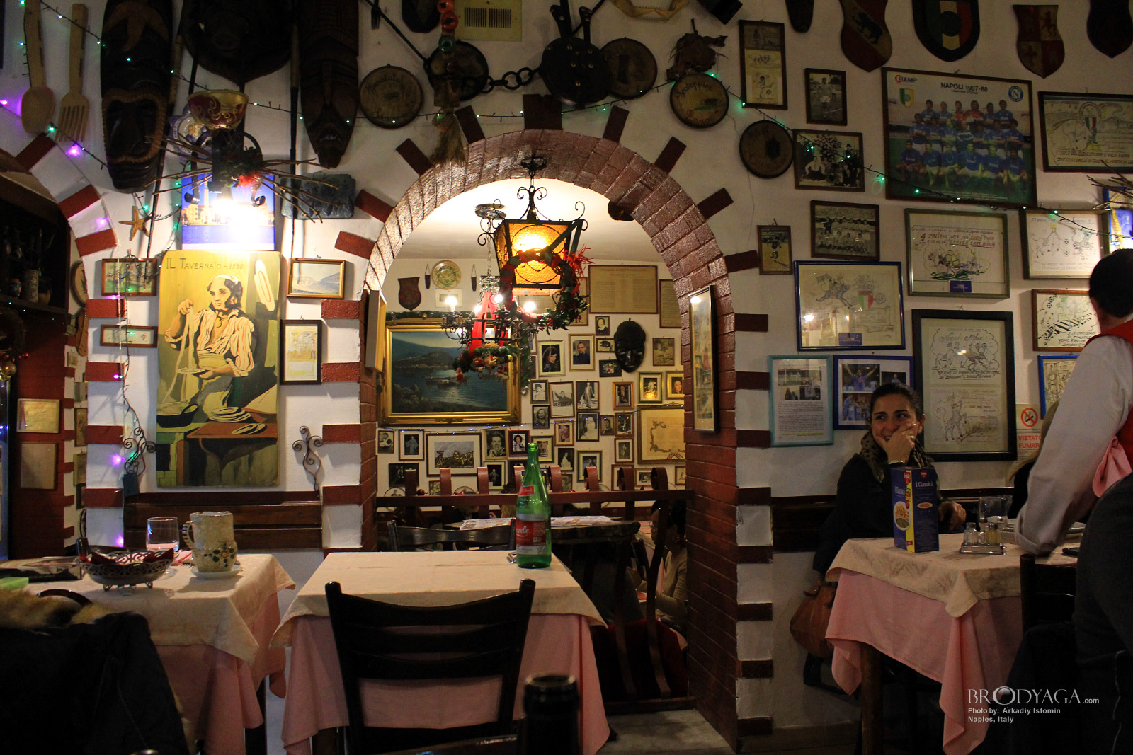 Quartieri Spagnoli, Naples
